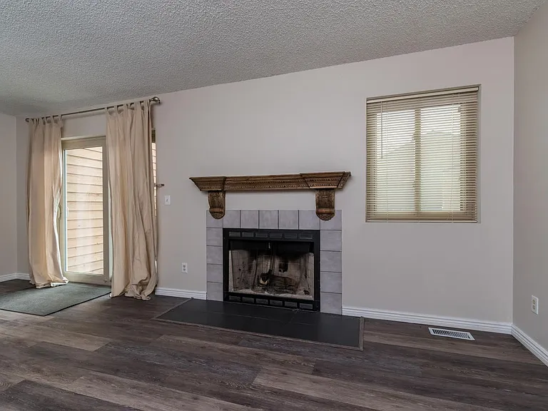 6156 Habitat Dr — Photo 6