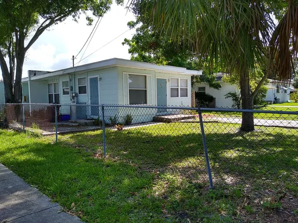 5610 18th Ave S, Gulfport, FL 33707