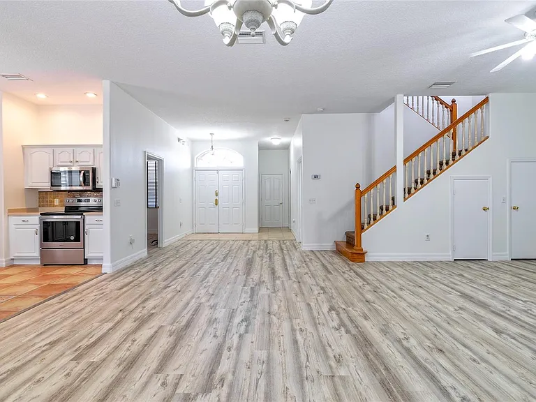 284 Vista Dr — Photo 16