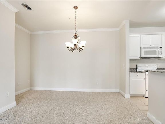 5th image of 320 Ryder Cup Cir Unit 206