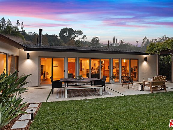 3rd image of 3154 Laurel Canyon Blvd