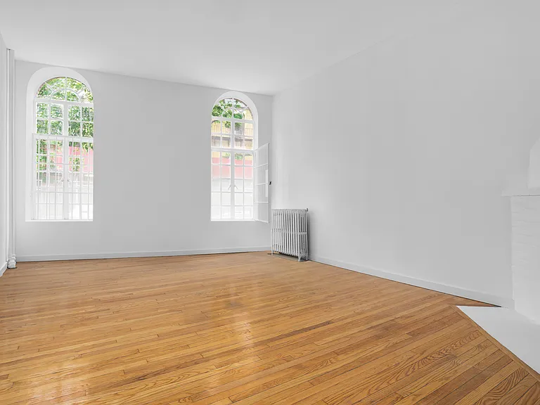 5 Weehawken St #1A — Photo 3