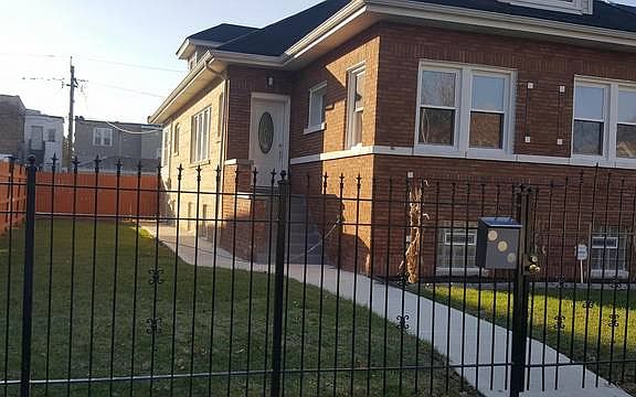 2nd image of 5439 W Kamerling Ave