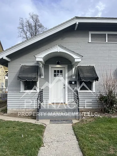5 & 5-1/2 N Chicago Ave Photo 1