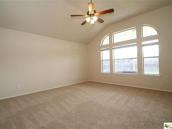 3rd image of 4909 Rose Quartz Dr