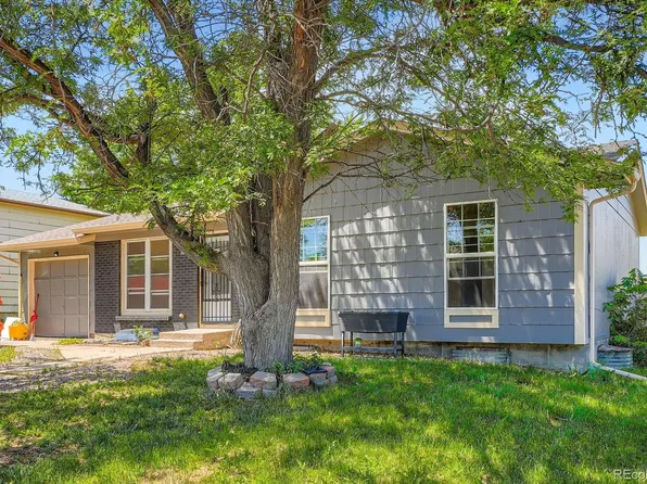 2615 S Laredo Court, Aurora, CO 80013