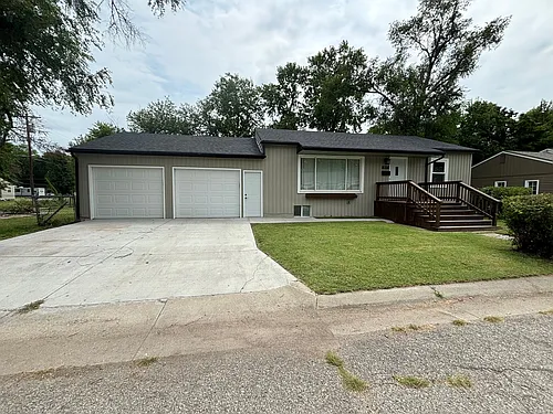 1615 Pierce St Photo 1