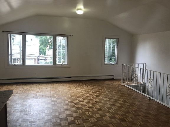 2nd image of 11546 159th St #2