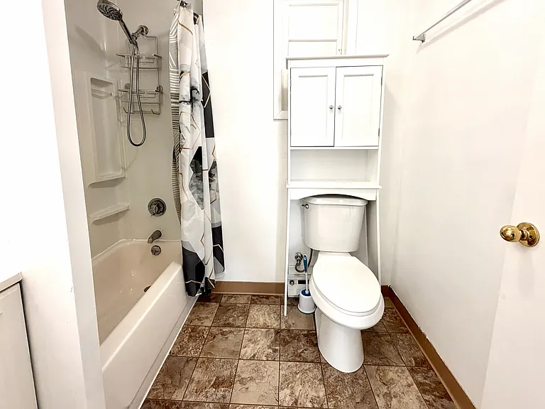 42 Everett St #3 — Photo 9