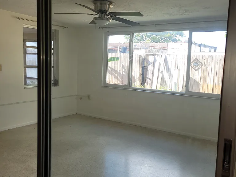 5113 Moog Rd — Photo 18