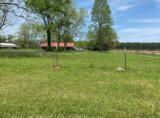 3200 Sally Parker Rd, Lucedale, MS 39452