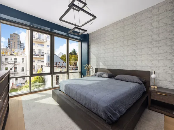 138 North Tenth Street image 8 of 14