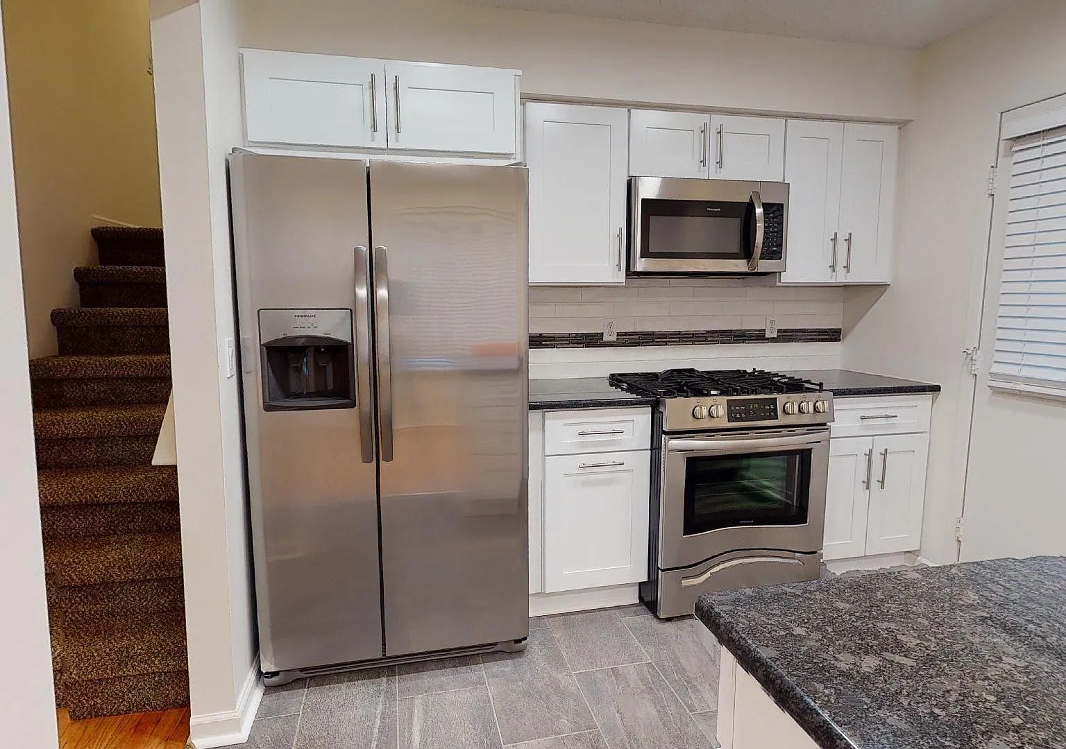 3 bed, 1.5 bath, 1529 sqft, $2,200 — Photo 4