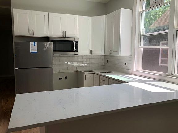 2nd image of 2731 W Saint Georges Ct