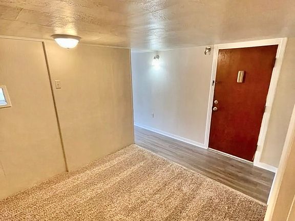 3rd image of 210 SW Jefferson Ave APT 8