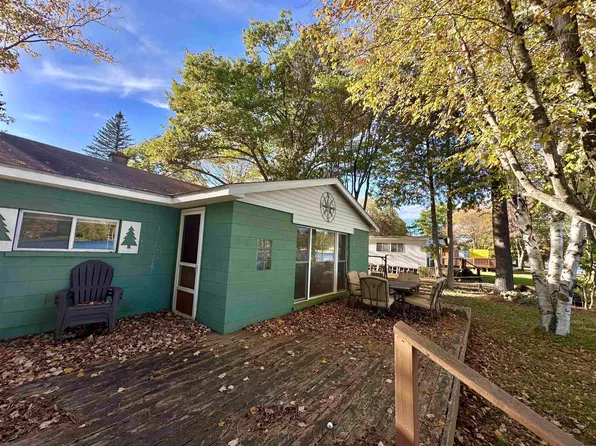 528 Hilo Rd, Gladwin, MI 48624