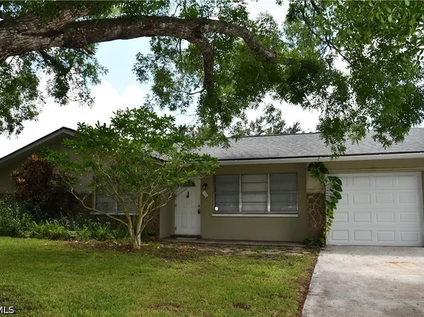 1591 Sunkist Way, Fort Myers, FL 33905