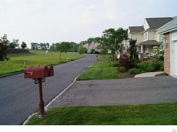 3rd image of 2397 Napa Dr