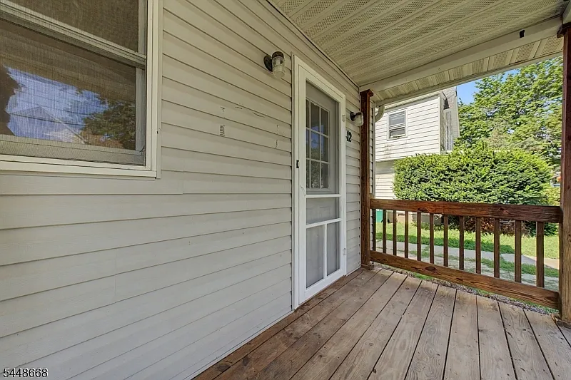 3 bed, 1.5 bath, $3,000 — Photo 4