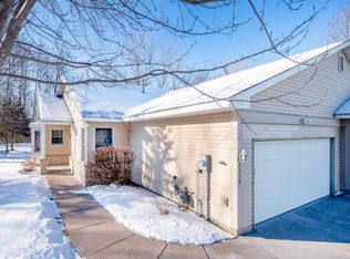 2138 Southwind Rd, Maplewood, MN 55109