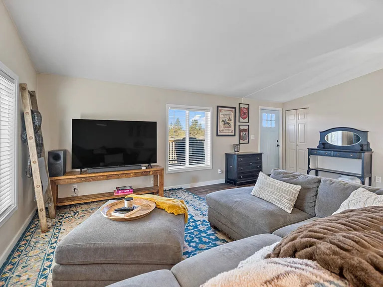 24315 S Columbia Basin Hwy — Photo 18