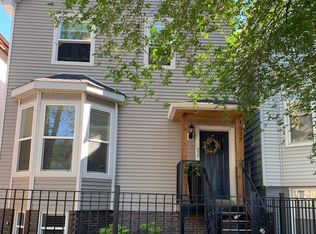 1627 W Foster Ave #3, Chicago, IL 60640