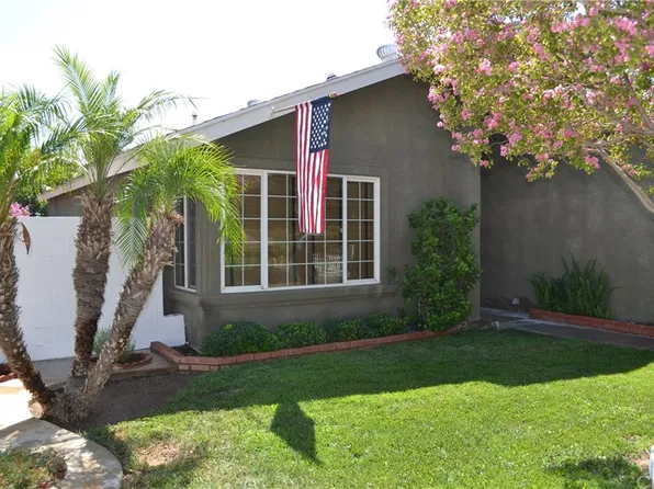 5674 Avenue Juan Bautista, Riverside, CA 92509