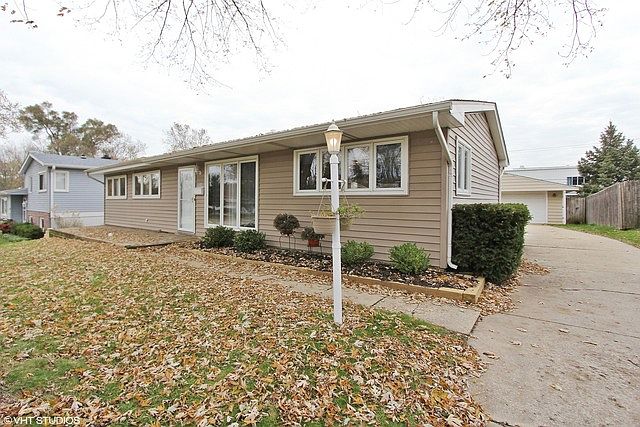 1st image of 18541 W Woodland Ter