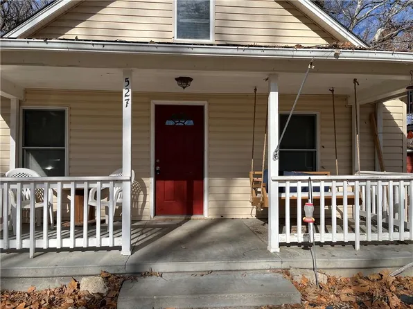 527 12th St, Ogden, KS 66517