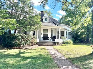 301 S Hamilton St, Neosho, MO 64850