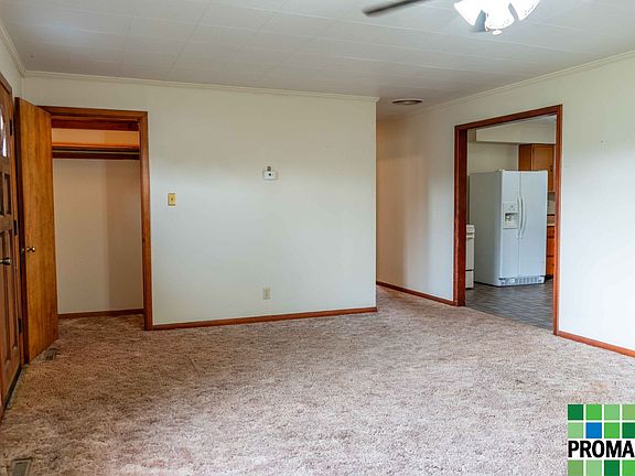3rd image of 51 Berry Ln