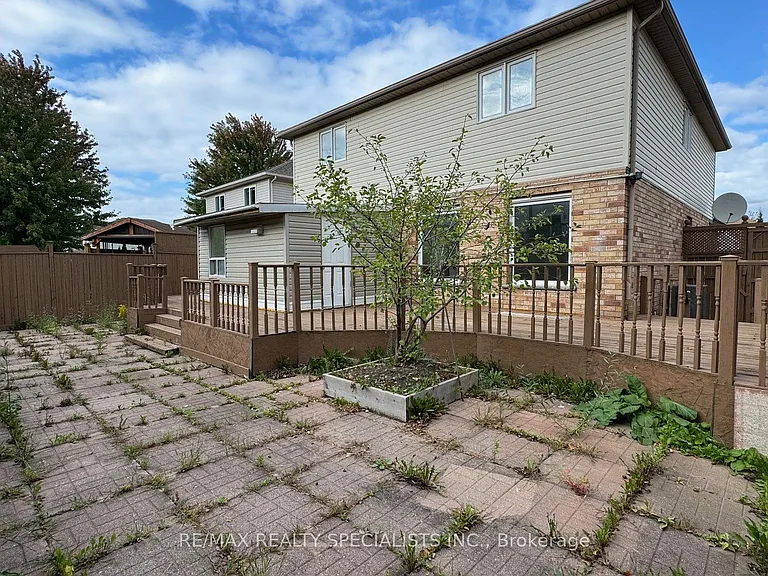 505 Bridlewreath Ct #UPPER LVL — Photo 49