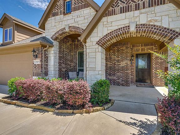 2nd image of 517 Amber Ln