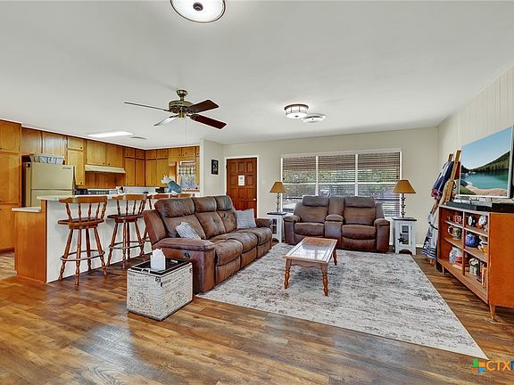 4th image of 236 Shady Ln