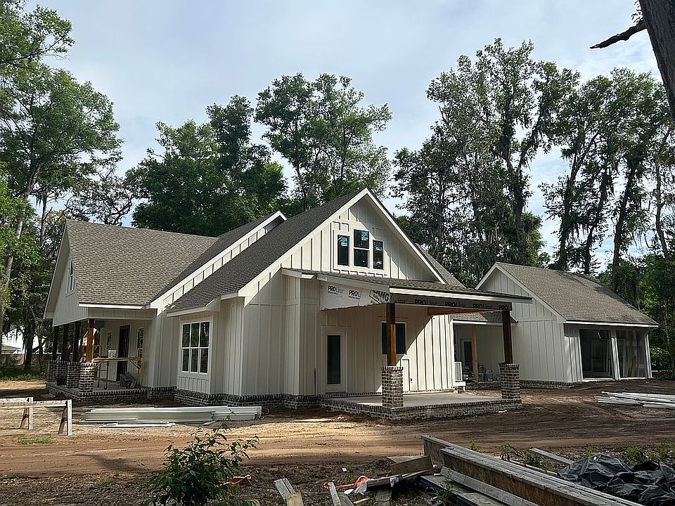 2nd image of 519 McIntosh Rd