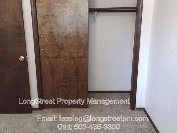 3rd image of 1781 SE Lilly Pl