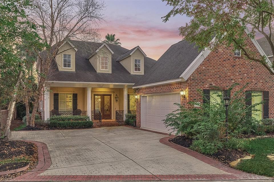 1st image of 102 Creekwood Dr