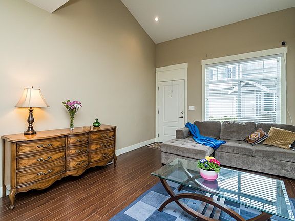5th image of 30748 Cardinal Ave #32
