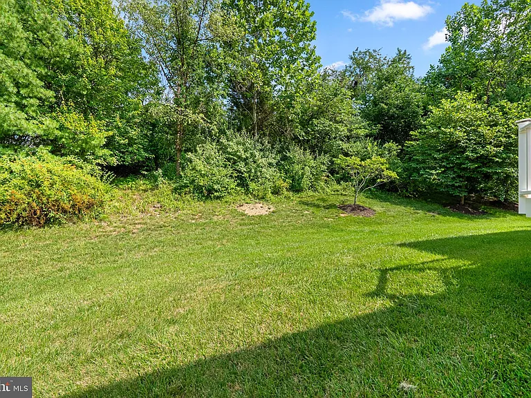 6381 Stockbridge Overlook Ct — Photo 42