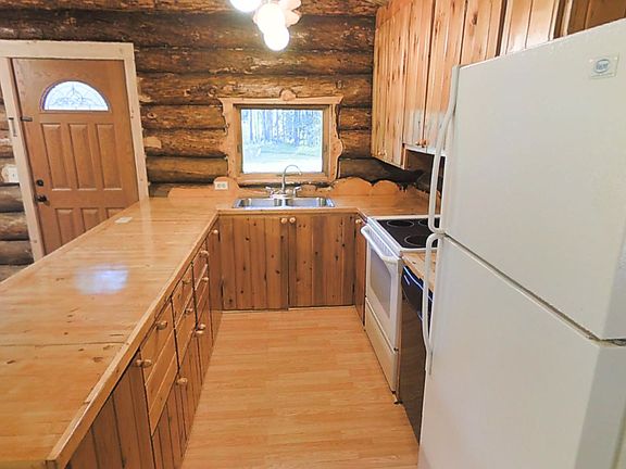 4th image of 6575 Richardson Hwy