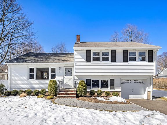2nd image of 265 Rockland Ave