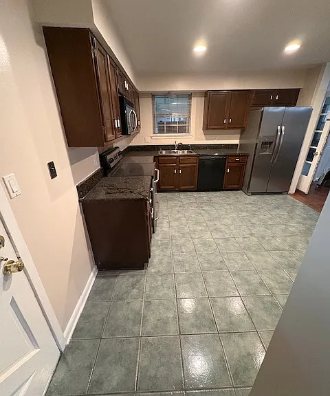 12114 Leslye Ave — Photo 13