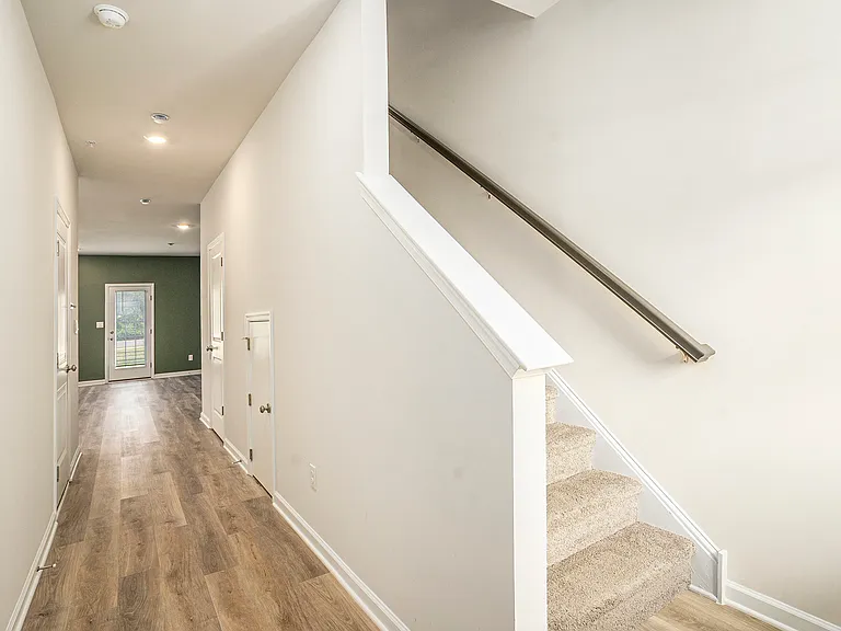1143 Martin Rd — Photo 7