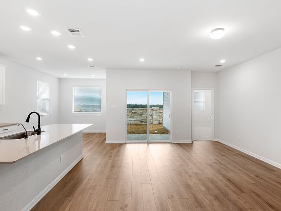Cottonwood Farms - Cartwright Interior Image 5