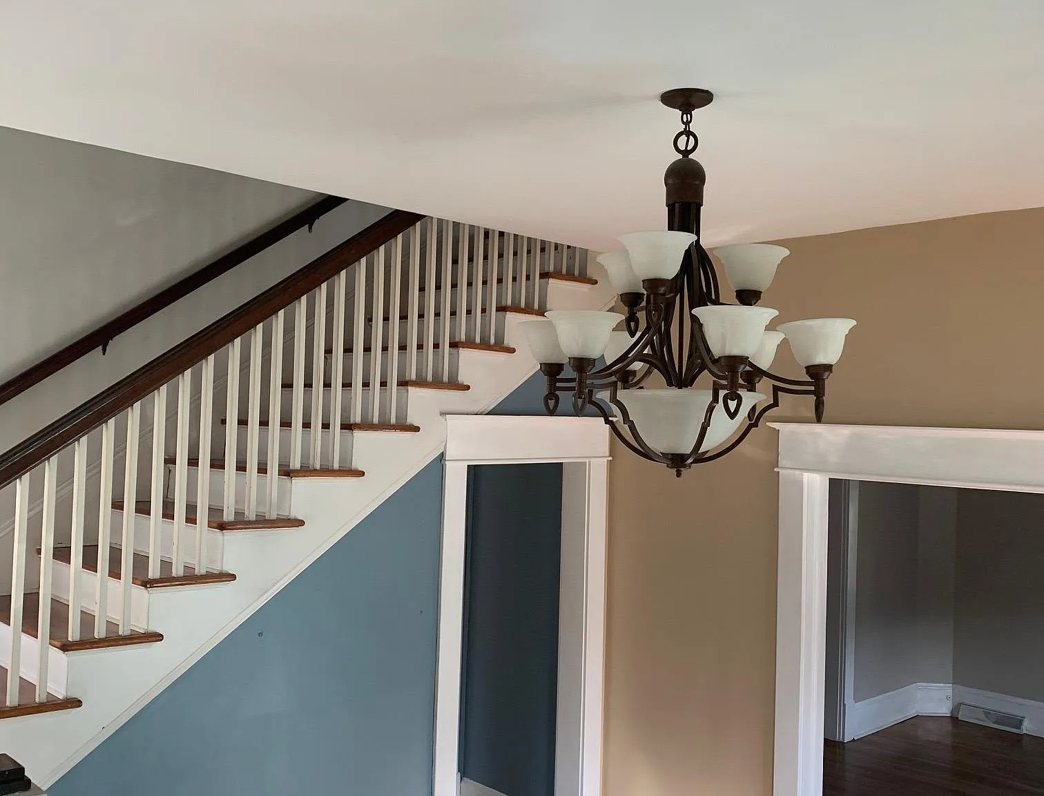 2 bed, 2.5 bath, 1473 sqft, $2,175 — Photo 3