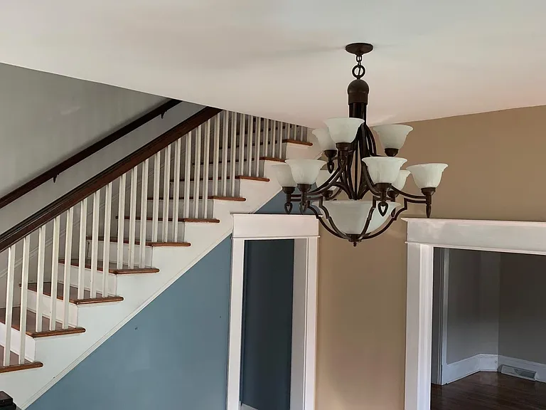 Entry/Foyer