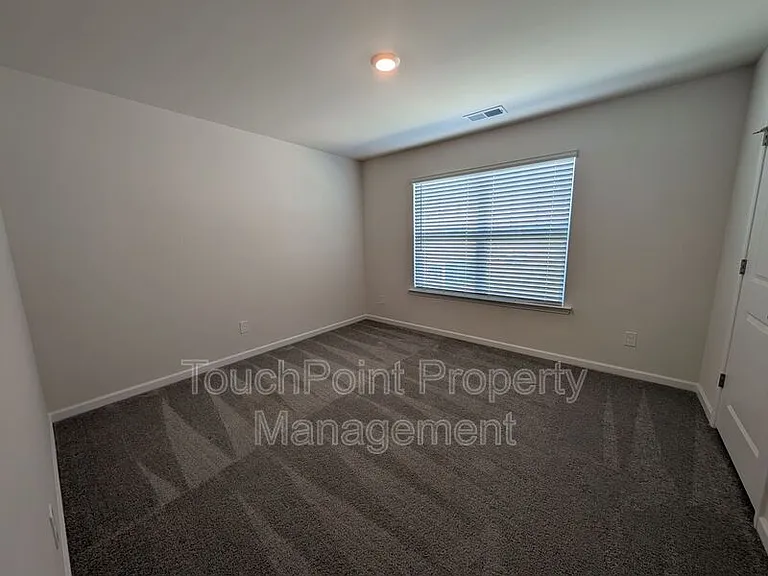 2167 Vanderlyn St — Photo 18