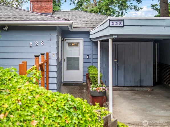 228 Farragut Avenue, Port Orchard, WA 98366
