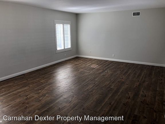 3rd image of 5238 Topanga Canyon Blvd