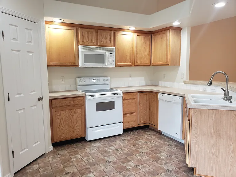 3648 S Green Basin Dr — Photo 12